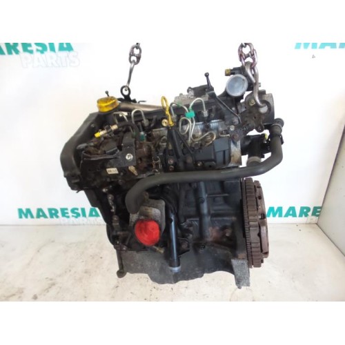 Renault - Clio - Engine