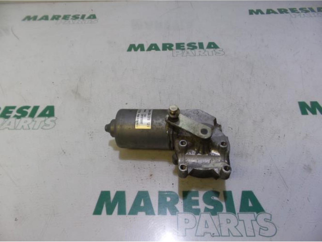 Fiat - Punto - Front wiper motor
