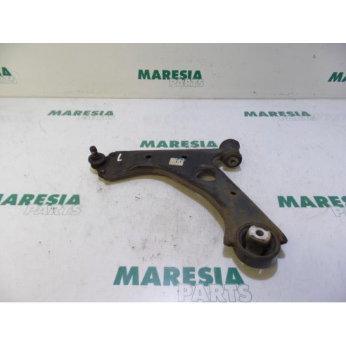 Fiat - Punto - Querlenker unten links vorne