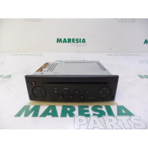 Renault - Clio - Radio CD player
