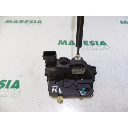 Fiat - Punto - Door lock mechanism 2-door, right