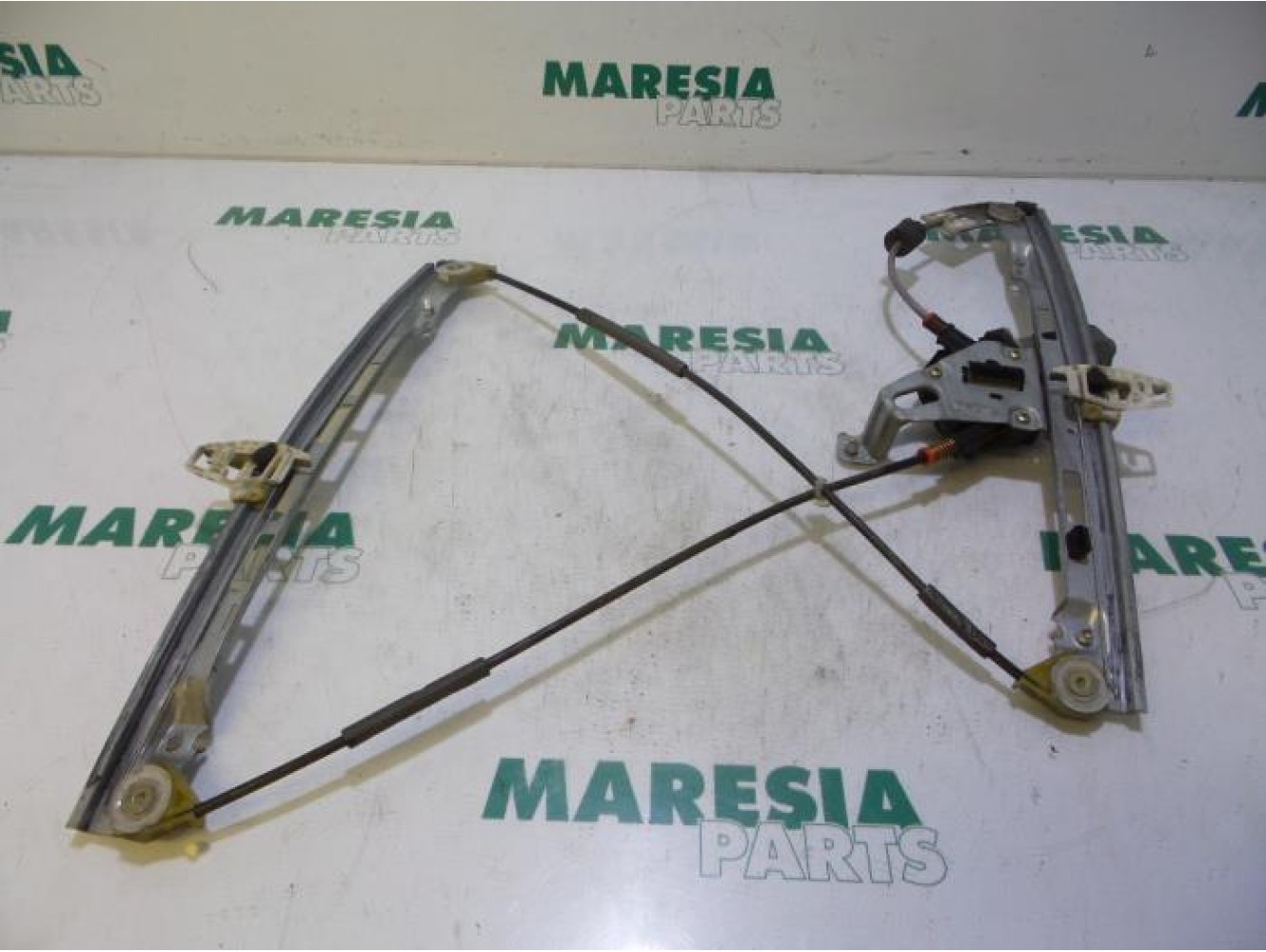 Peugeot - 206 - Window mechanism 4-door, front left