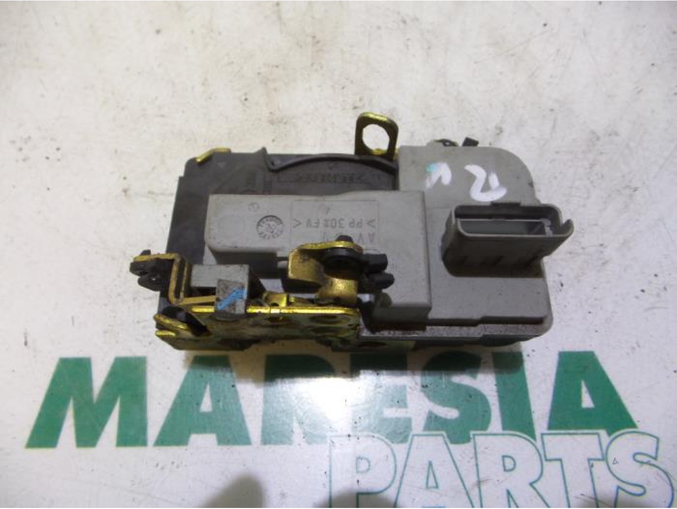 Peugeot - 206 - Front door lock mechanism 4-door, right