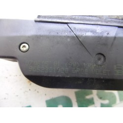 Peugeot - 206 - Tailgate lock mechanism