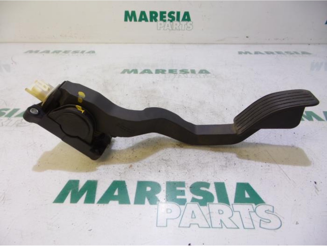 Peugeot - 206 - Throttle pedal position sensor