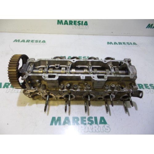 Peugeot - 206 - Cylinder head