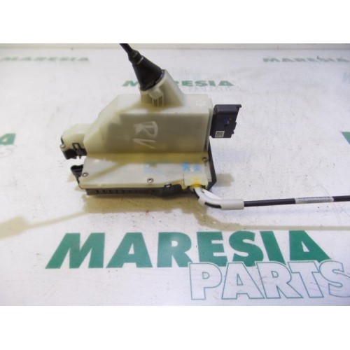 Peugeot - 208 - Front door lock mechanism 4-door, right