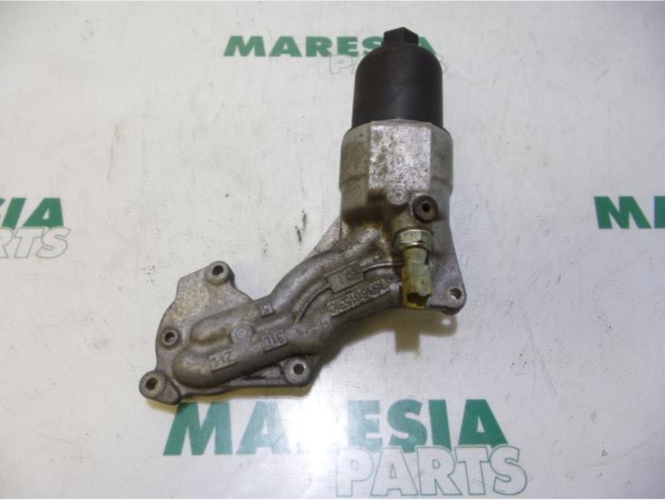 Peugeot - 307 - Oil filter holder