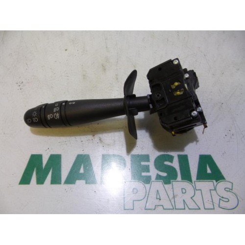 Renault - Megane Scenic - Indicator switch