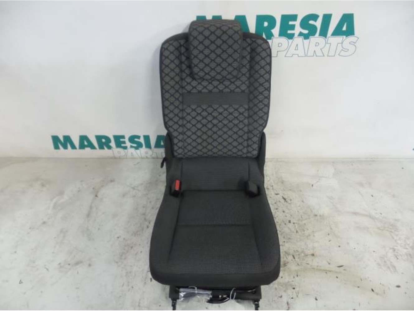 Renault - Megane Scenic - Rear seat