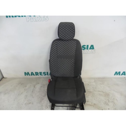 Renault - Megane Scenic - Sitz links