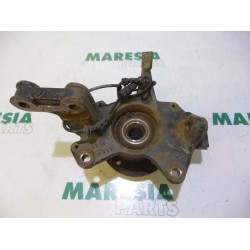 Renault - Megane Scenic - Knuckle, front right