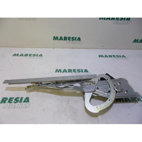 Renault - Megane Scenic - Rear door window mechanism 4-door, left