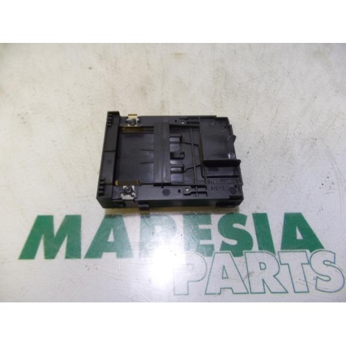 Renault - Megane Scenic - Card reader (lock)