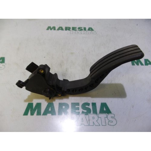 Renault - Megane Scenic - Throttle pedal position sensor