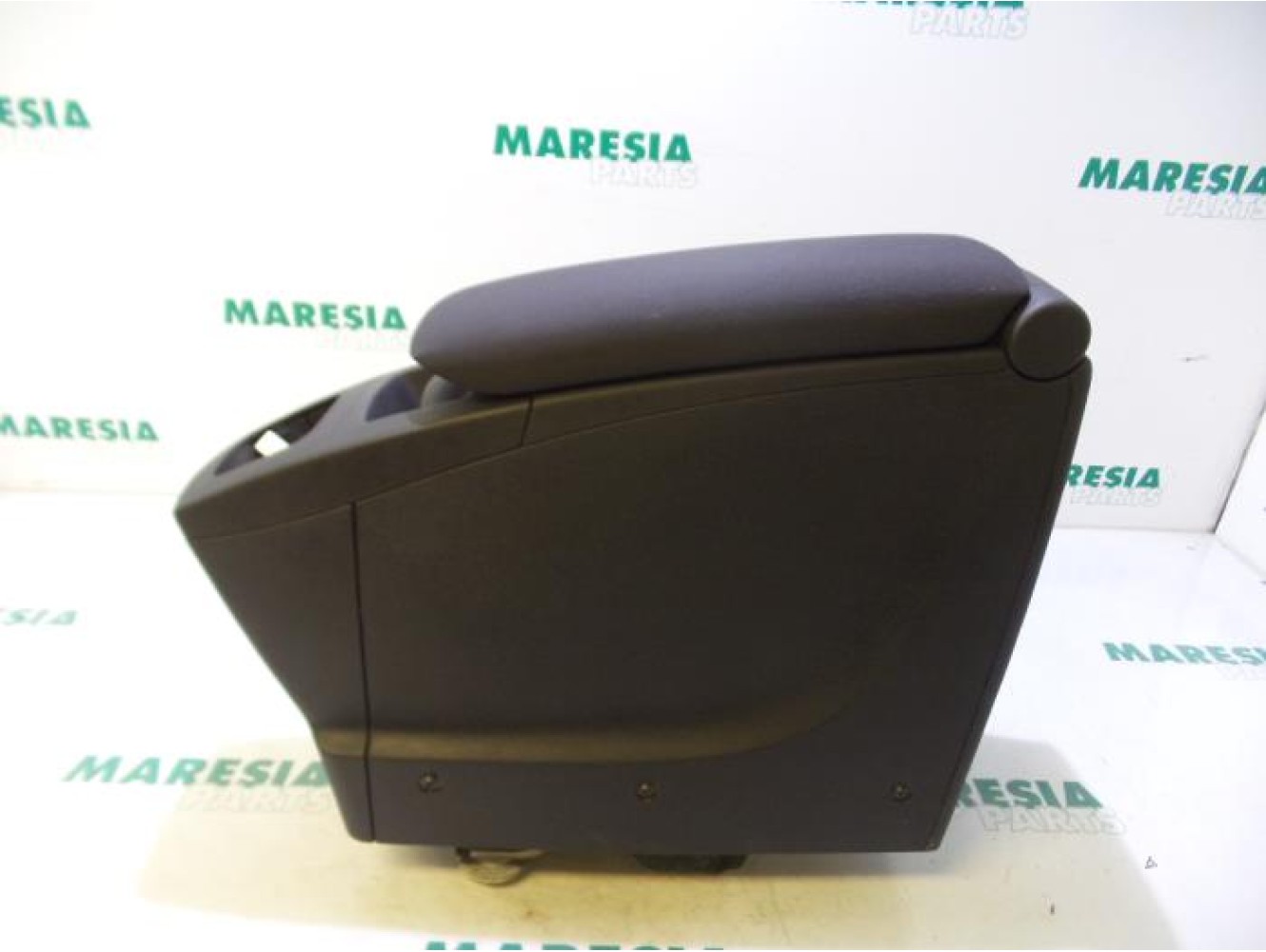 Renault - Megane Scenic - Armrest