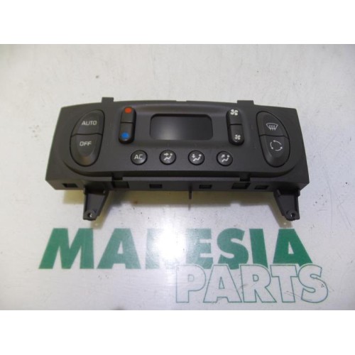 Renault - Megane Scenic - Heater control panel