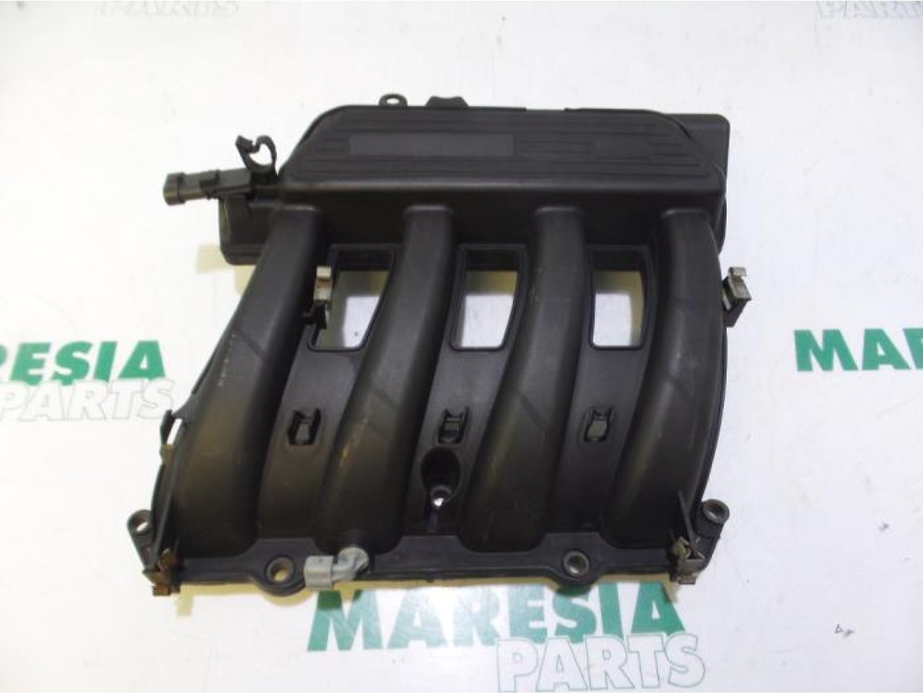 Renault - Clio - Intake manifold