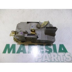 Citroen - C5 - Front door lock mechanism 4-door, right