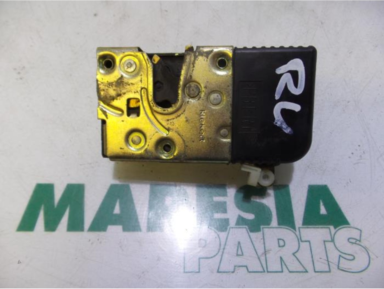 Citroen - C5 - Front door lock mechanism 4-door, right