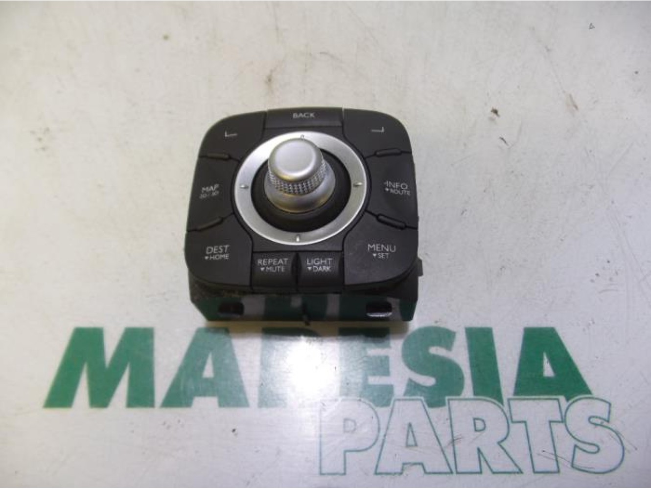 Miscellaneous - Miscellaneous - Switch (miscellaneous)