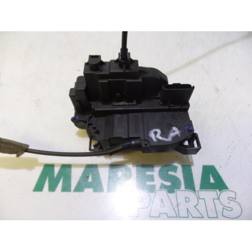 Renault - Megane Scenic - Rear door mechanism 4-door, right