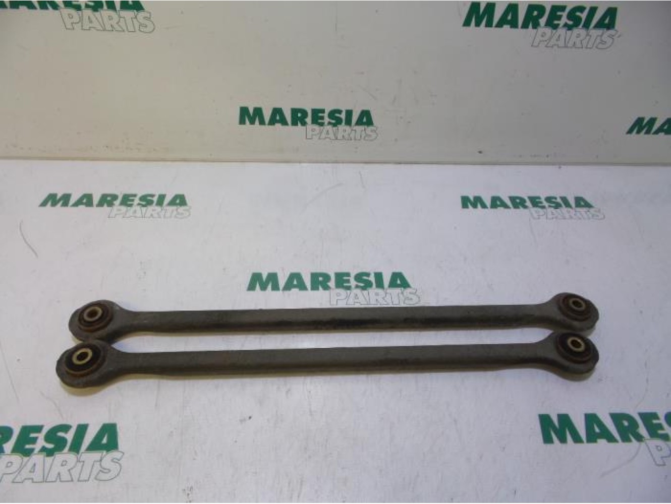 Alfa Romeo - GT - Anti-roll bar guide