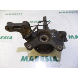 Renault - Megane Scenic - Knuckle, front right