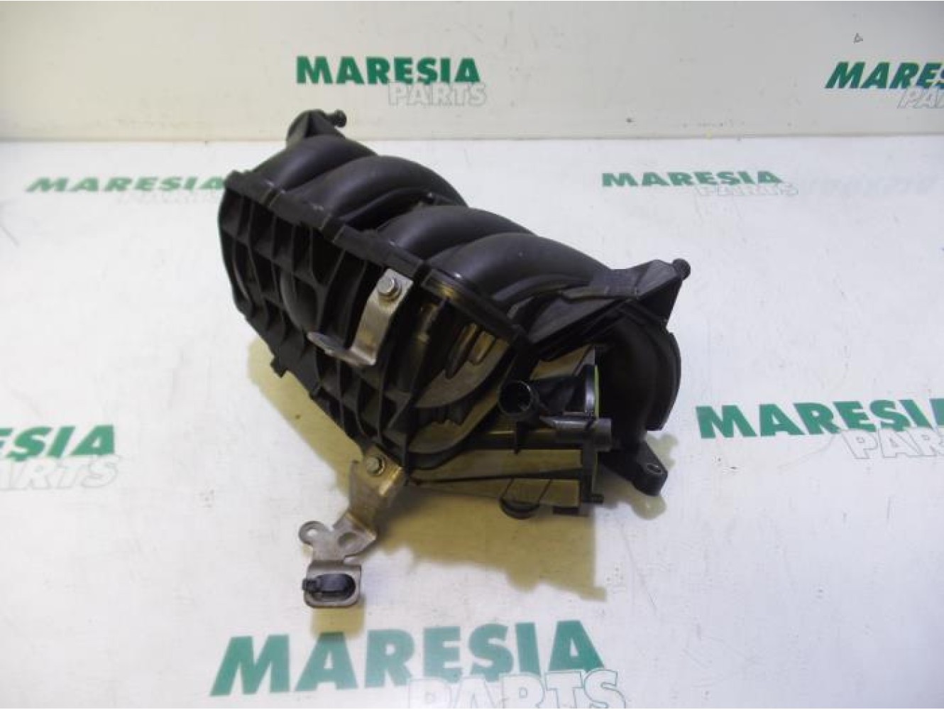 Peugeot - 207 - Intake manifold