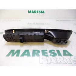 Renault - Megane Scenic - Multi-functional window switch