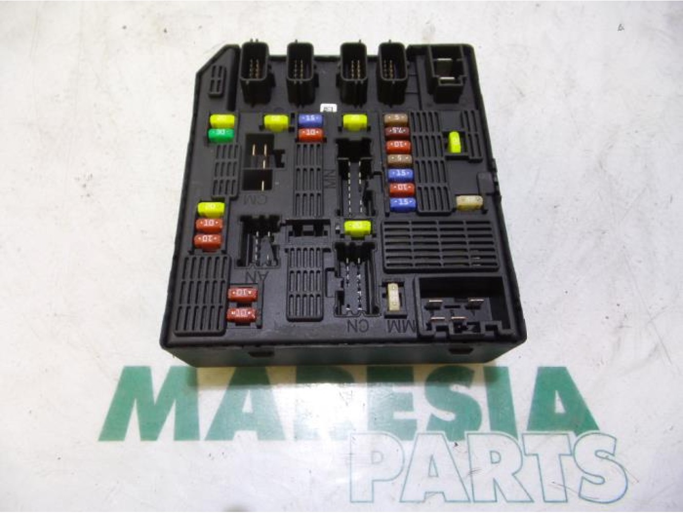 Renault - Megane Scenic - Fuse box