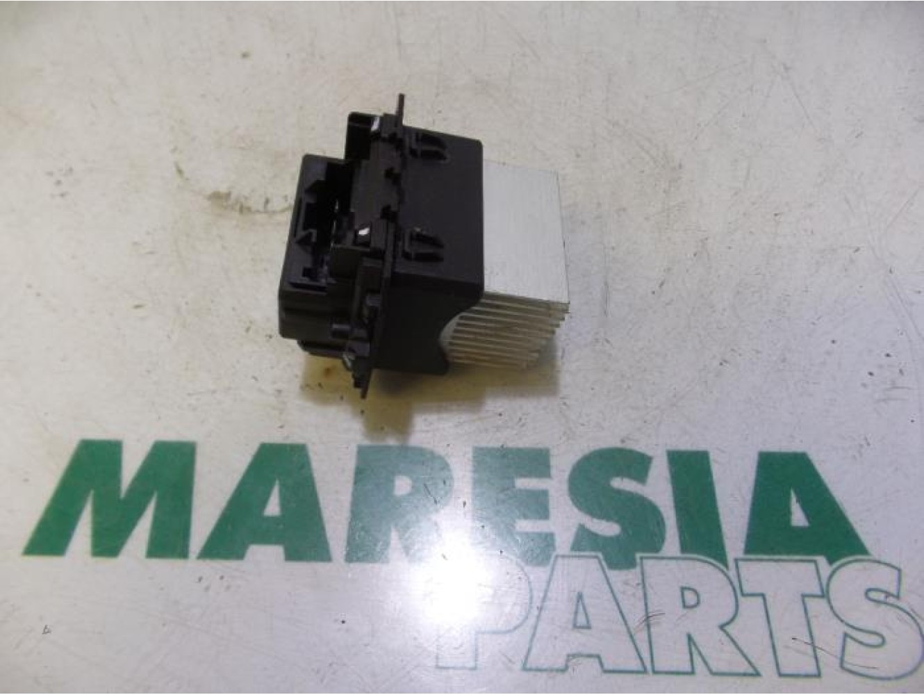 Peugeot - 208 - Heater resistor