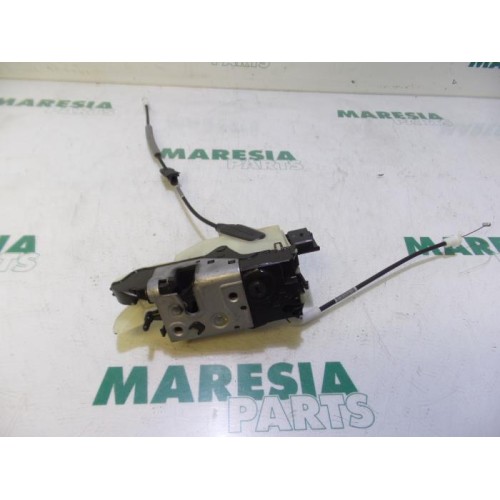 Peugeot - 208 - Door lock mechanism 4-door, front left