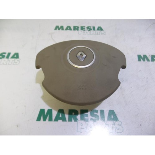 Renault - Clio - Left airbag (steering wheel)