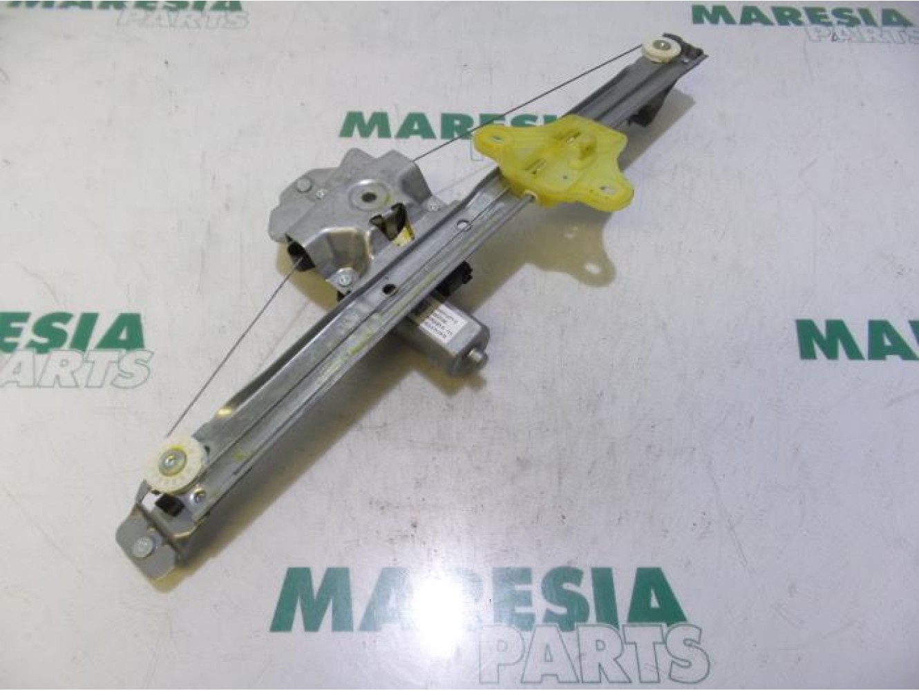 Renault - Clio - Window mechanism 4-door, front right