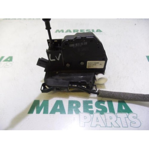 Renault - Clio - Door lock mechanism 4-door, front left