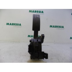 Renault - Clio - Throttle pedal position sensor