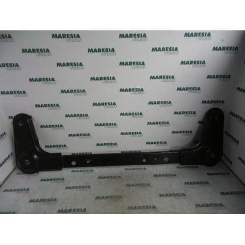Renault - Clio - Subframe