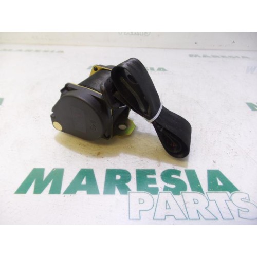 Peugeot - 406 - Sicherheitsgurt links hinten