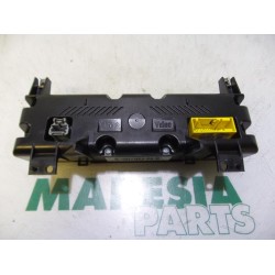 Peugeot - 406 - Panneau de commandes chauffage