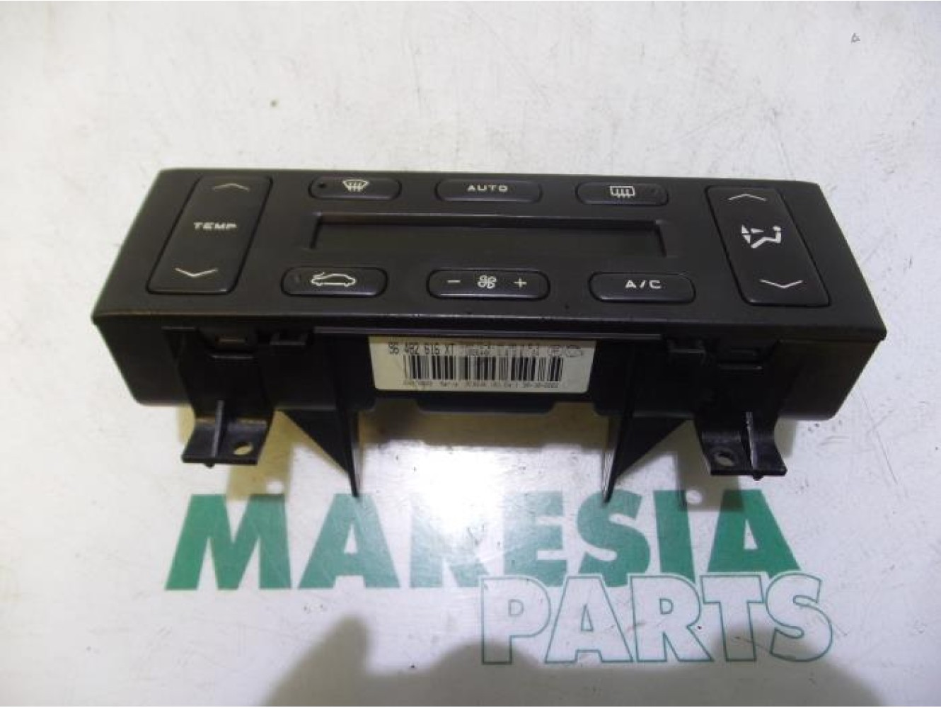 Peugeot - 406 - Panneau de commandes chauffage