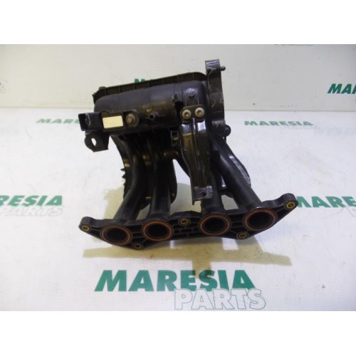 Peugeot - 206 - Intake manifold