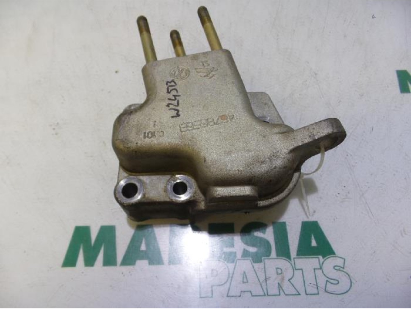 Fiat - Panda - Engine mount