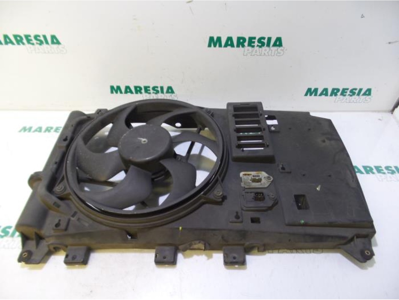 Citroen - Picasso - Fan motor