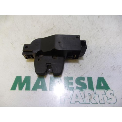 Citroen - Picasso - Tailgate lock mechanism