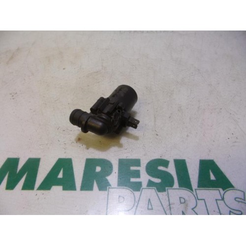 Peugeot - 205 - Scheibensprüherpumpe vorne