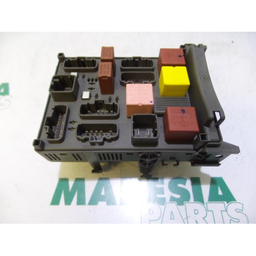 Renault - Espace - Fuse box