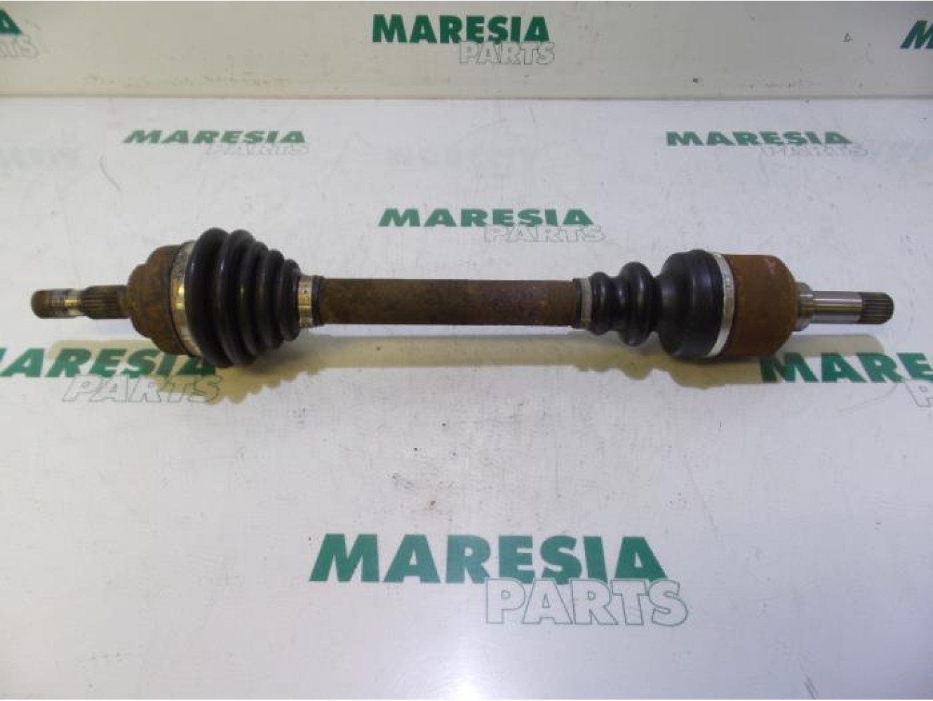 Citroen - C5 - Aandrijfas links-voor