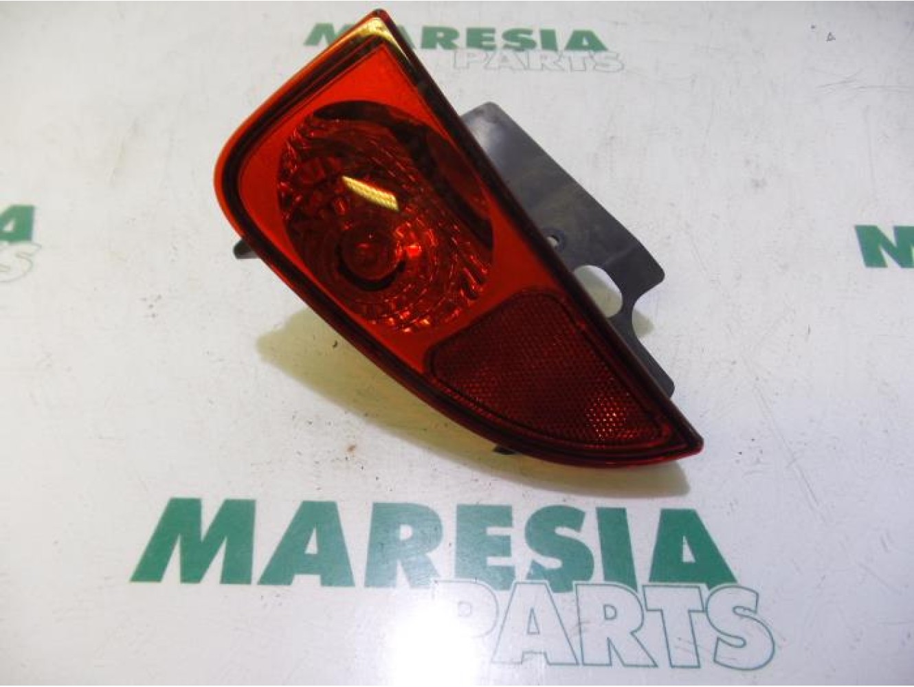 Renault - Espace - Mistachterlicht