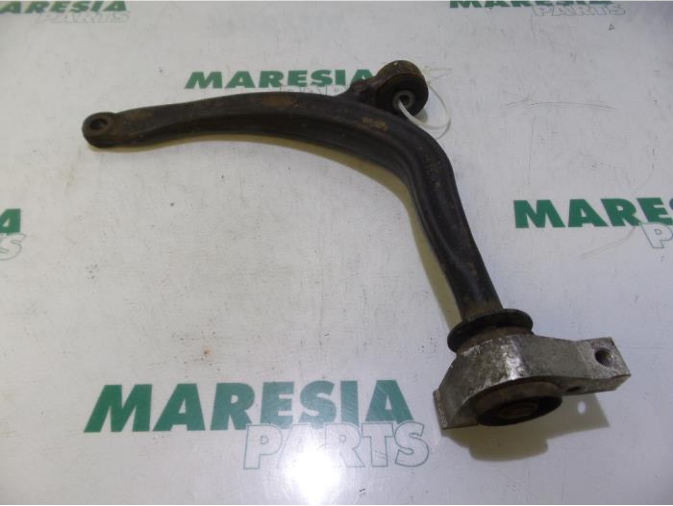 Citroen - C5 - Front lower wishbone, left
